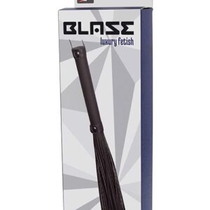 Czarny flogger ze skórzanymi paskami BLAZE