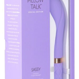 Pillow Talk Sassy Special Edit – Edycja specjalna: Wibrator Sassy z grą karcianą i satynową chustą!