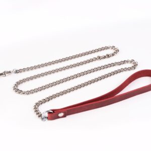 Smycz z kolekcji Crazy Horse – Zmysłowy Luksus w Świecie BDSM